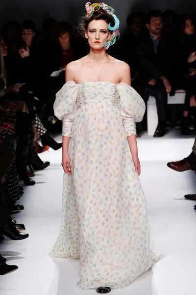 Look 8